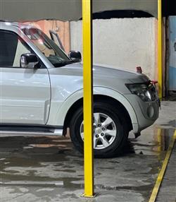 ميتسوبيشي باجيرو